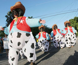 The Fantasy Fest Masquerade March 2004 photo - Duval Street, Key West